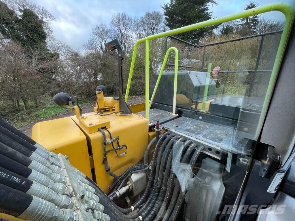 Komatsu PW 180-11 Hjulgravere