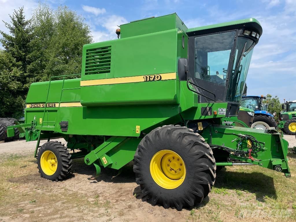 John Deere 1170 Skurtreskere