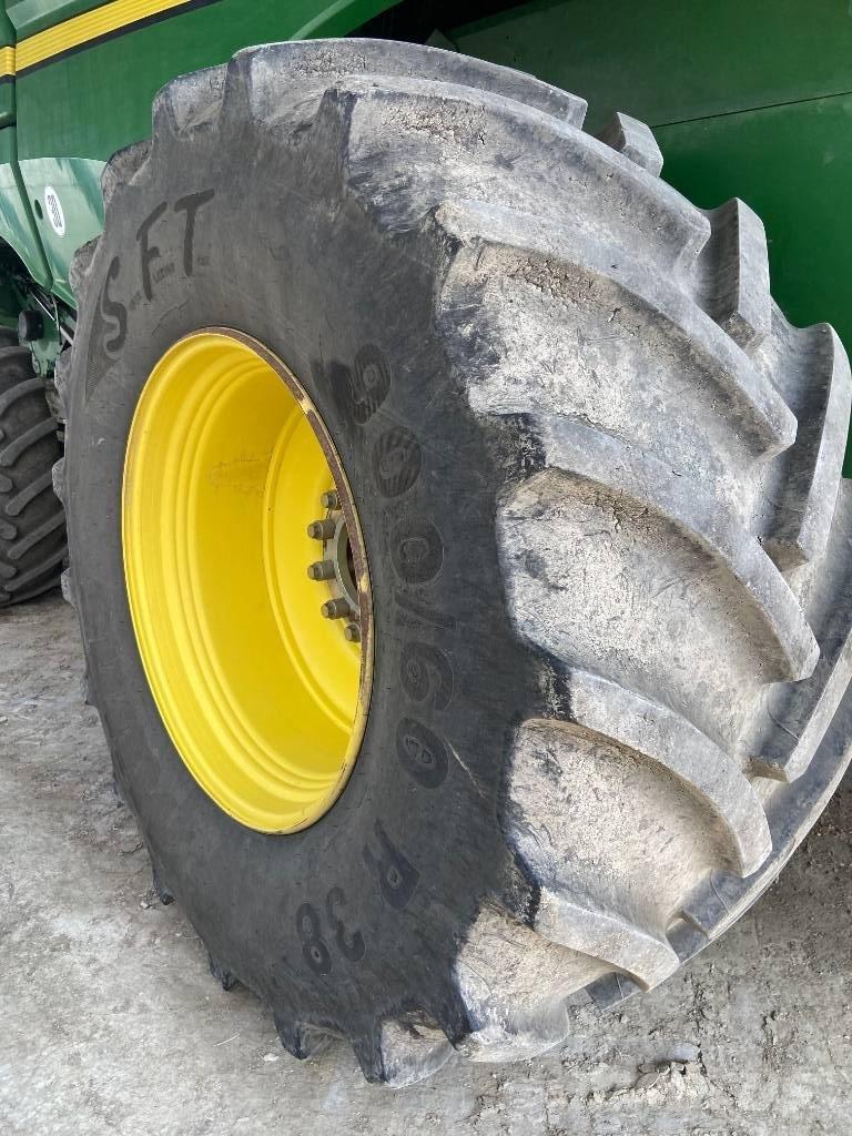 John Deere S 670 i Skurtreskere