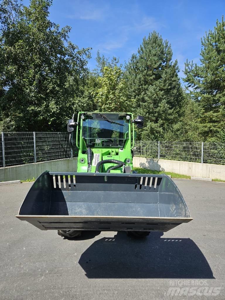 Avant 760 I Kompaktlaster