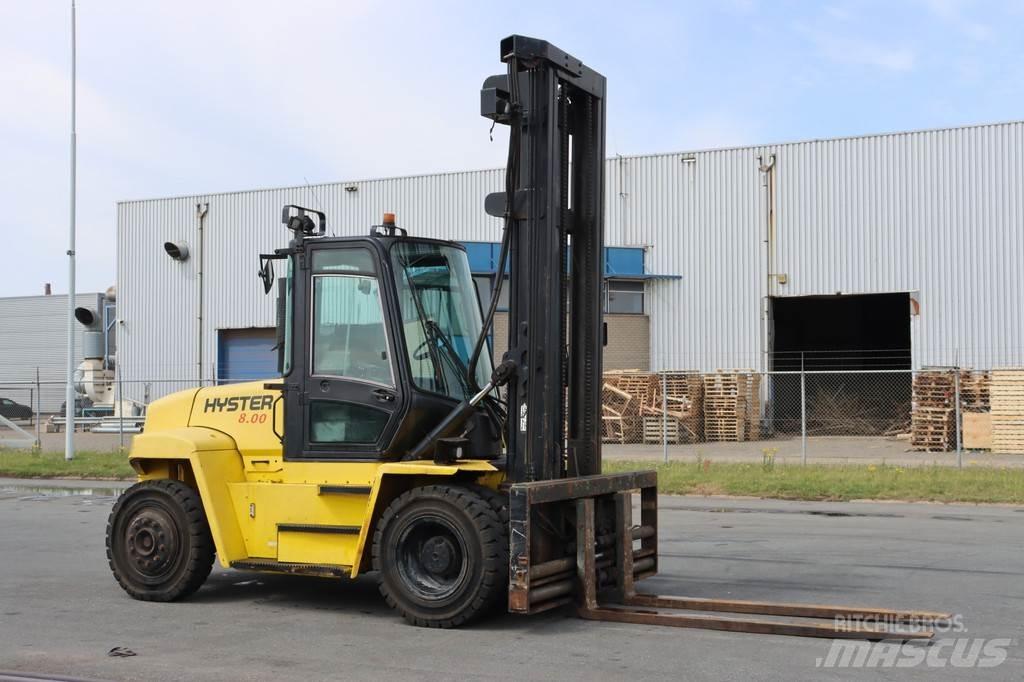 Hyster H8.00XM Diesel Trucker