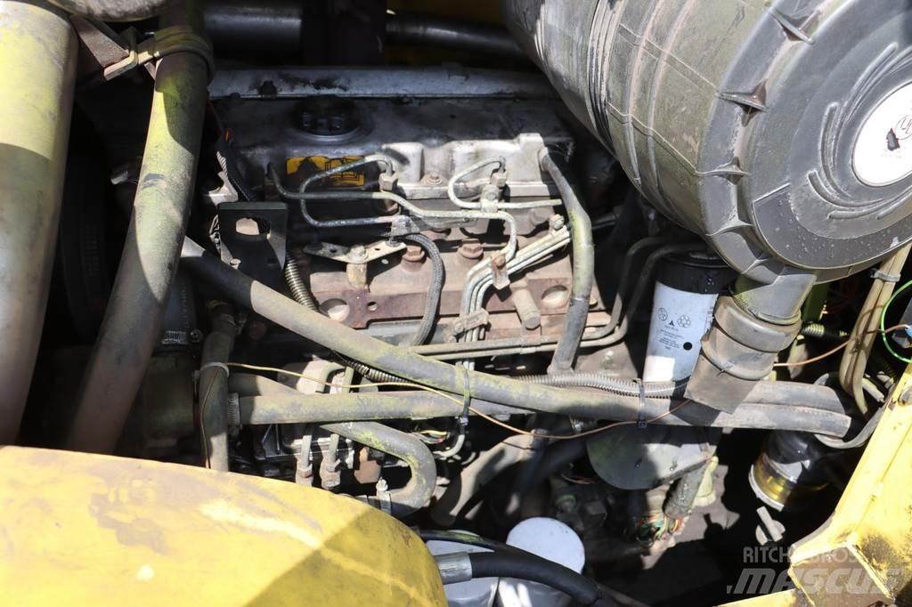 Hyster H8.00XM Diesel Trucker