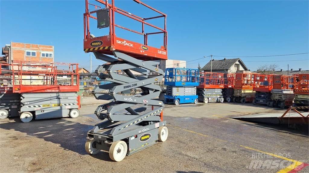 SkyJack SJIII3226 Sakselifter