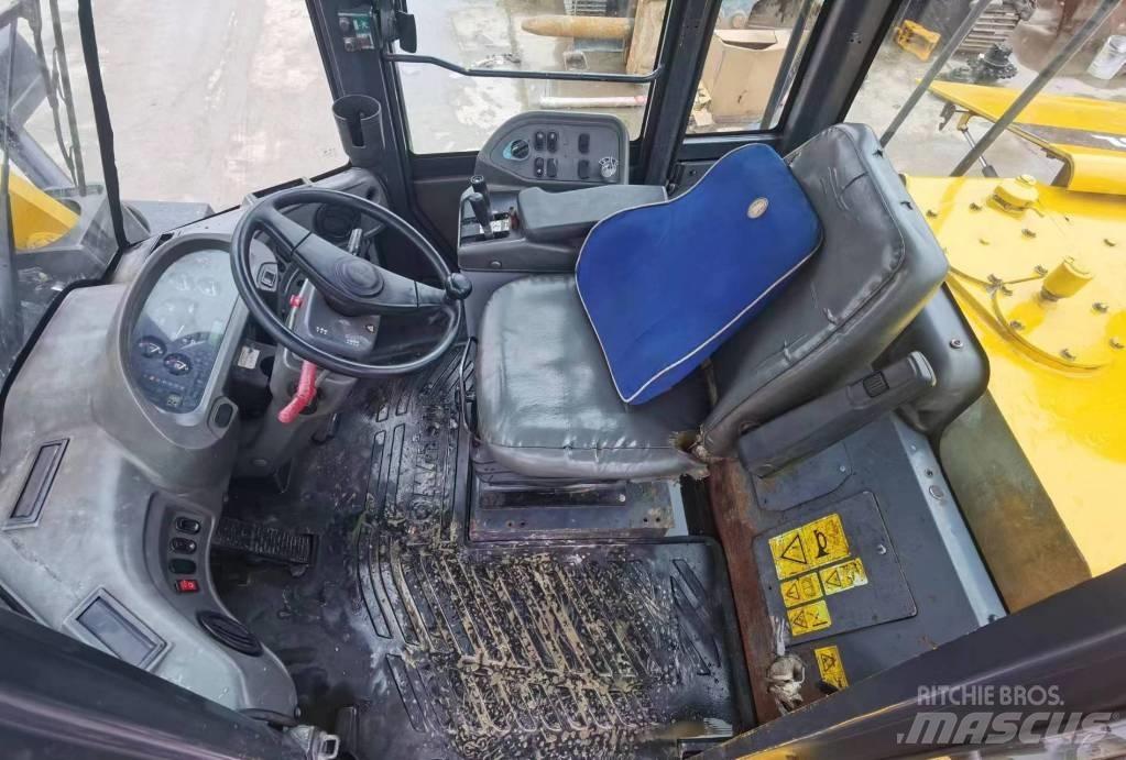 Komatsu WA 380 Hjullastere