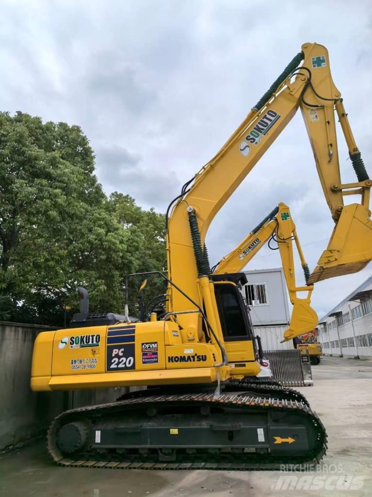 Komatsu PC 220-8 Beltegraver