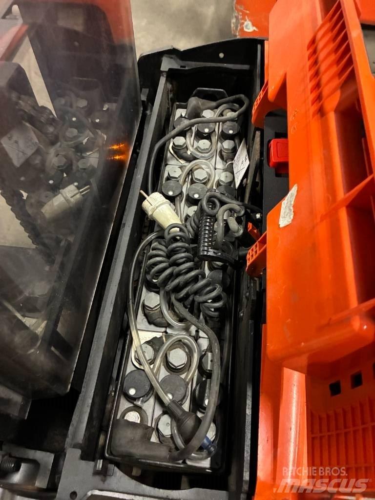 Toyota SWE120L Ledestablere