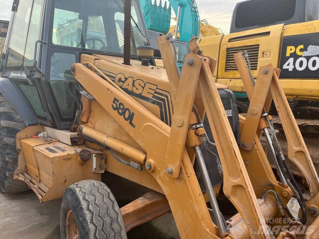 CASE 580 L Traktorgravere