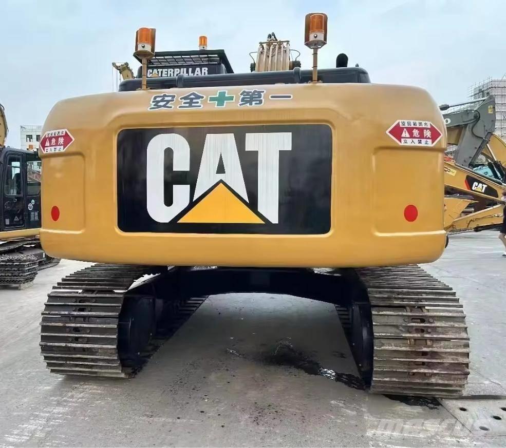 CAT 323 D Beltegraver
