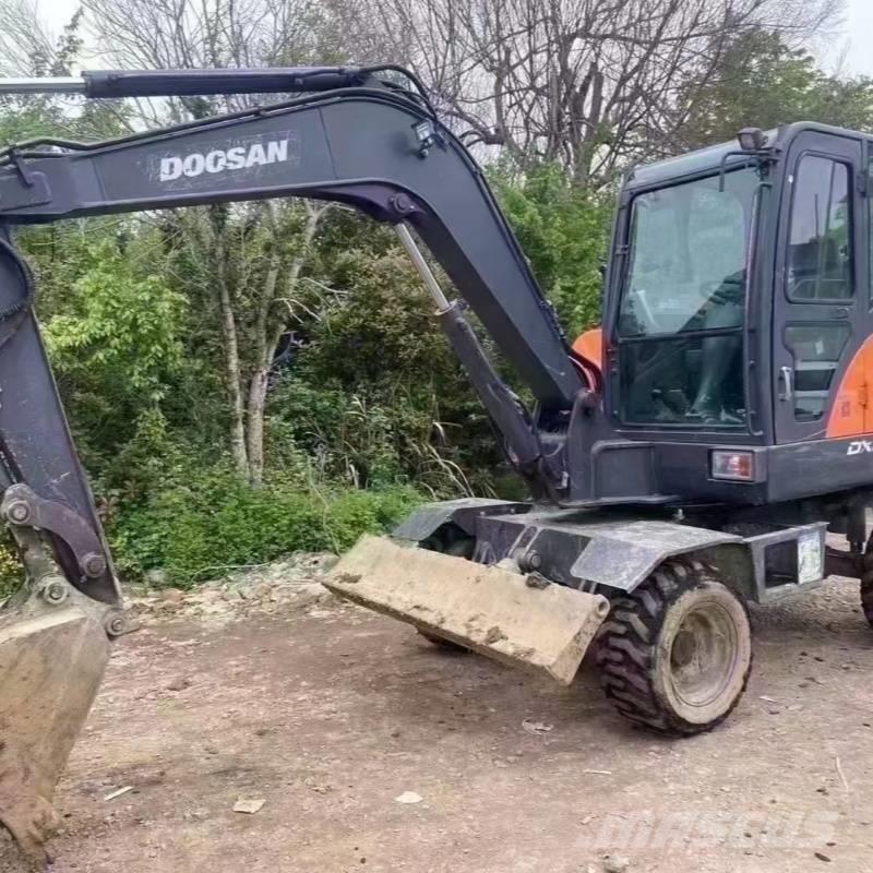 Kubota DX60w Hjulgravere