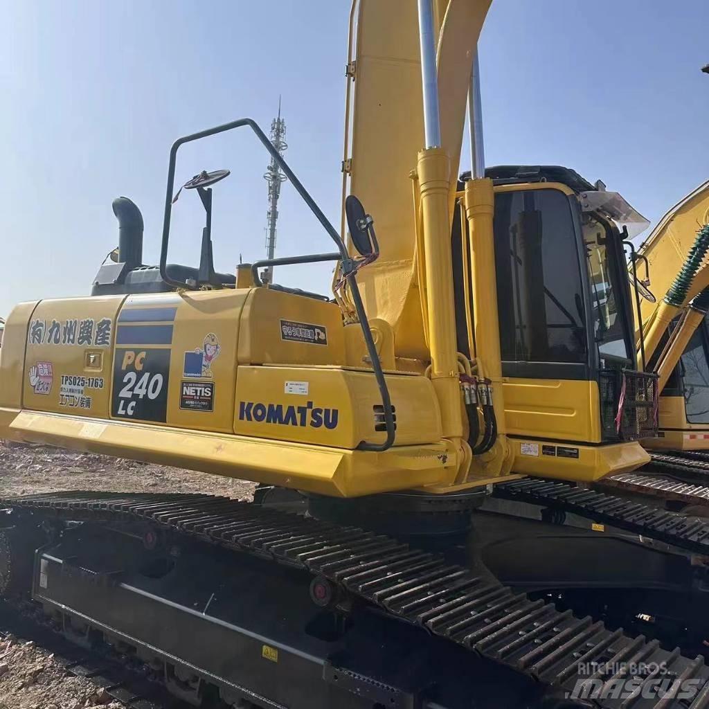 Komatsu PC 240 Beltegraver