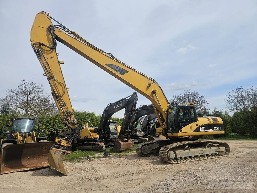 CAT 325 D Long Reach Gravemaskiner med lang bom
