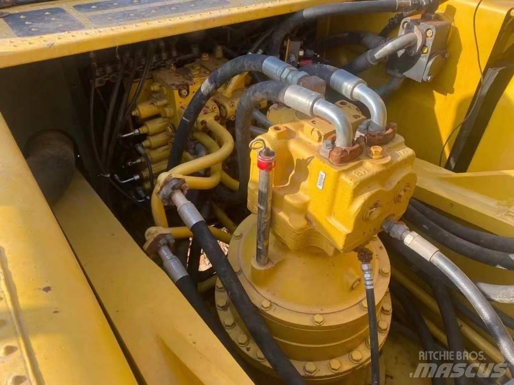 Komatsu PC400 Beltegraver