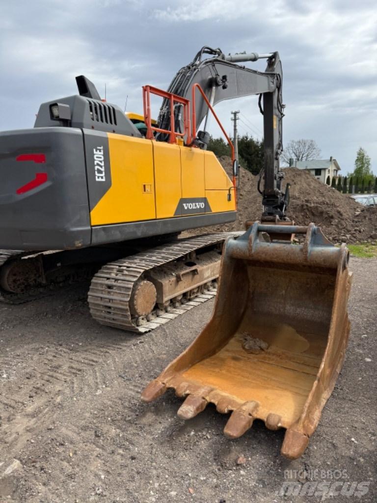 Volvo EC 220 EL Beltegraver