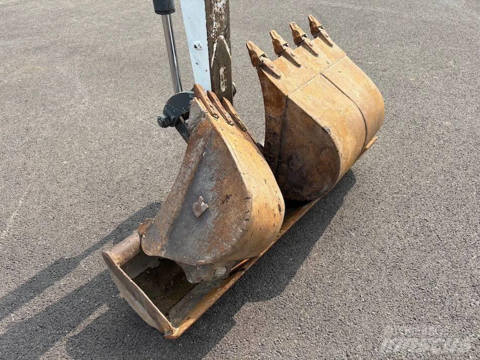 Neuson 38 Z 3 RD Minigravere <7t