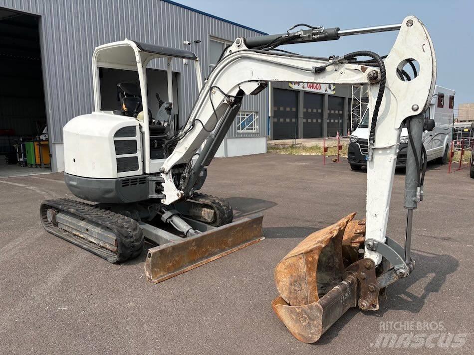 Neuson 38 Z 3 RD Minigravere <7t