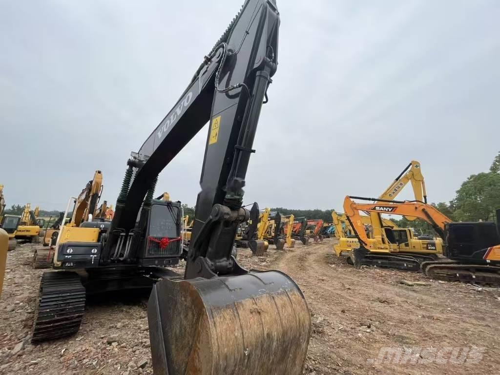 Volvo EC 210 Beltegraver