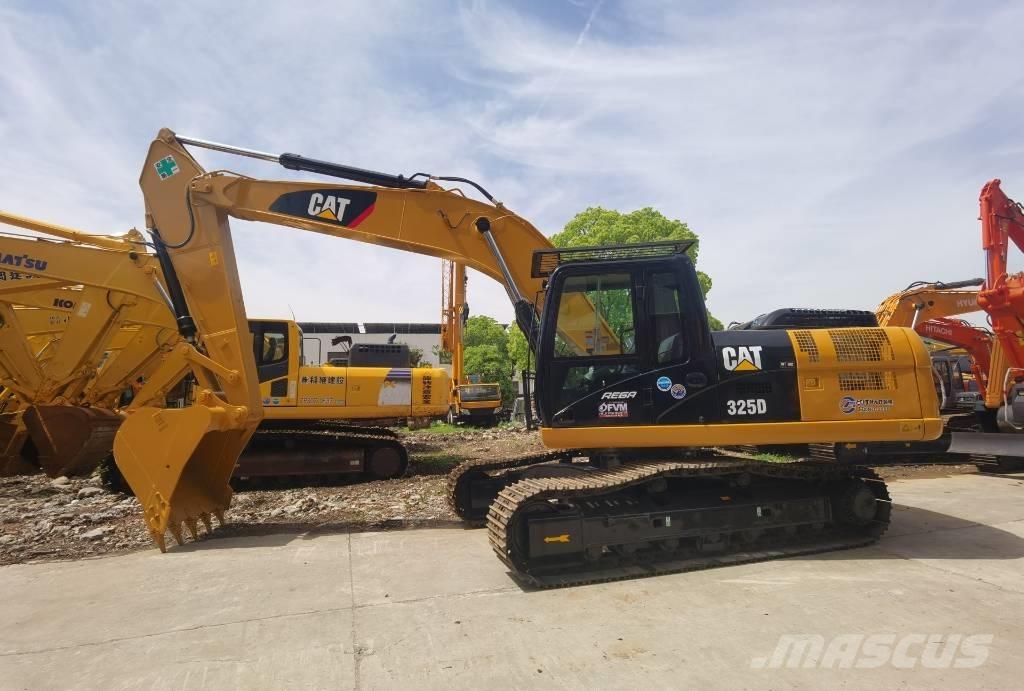 CAT 325 D Beltegraver
