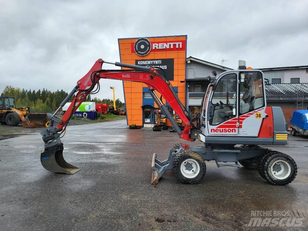 Neuson 6502 WD Hjulgravere