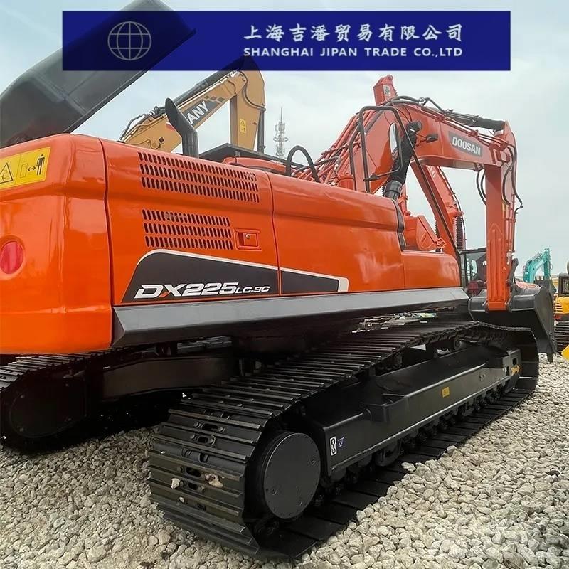 Doosan DX 225 Beltegraver
