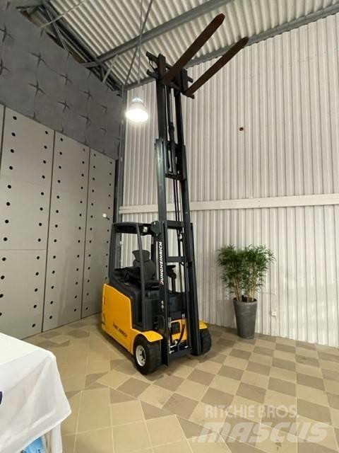 Jungheinrich EFG 218 Elektriske trucker