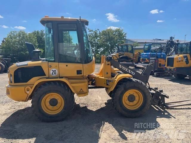 Volvo L 30 G Hjullastere