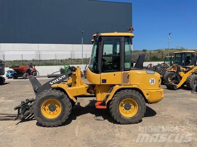 Volvo L 30 G Hjullastere