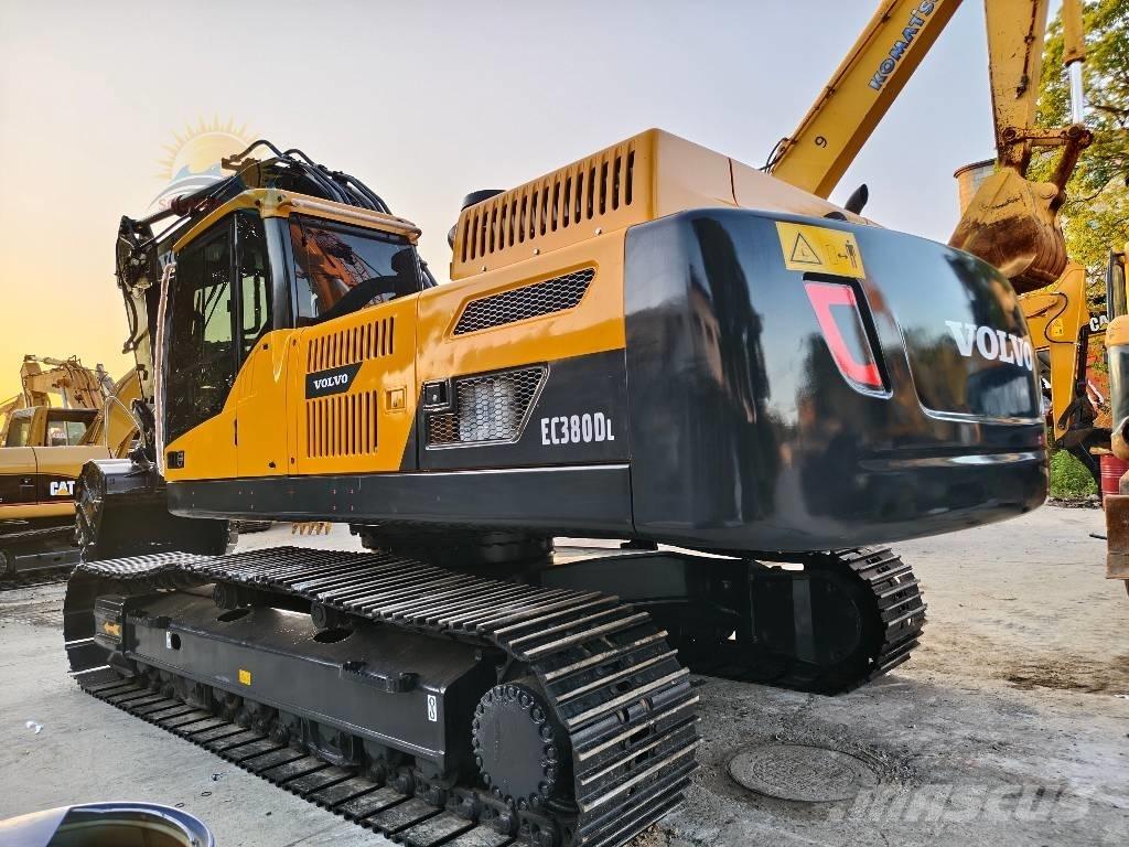 Volvo EC 380 D L Beltegraver