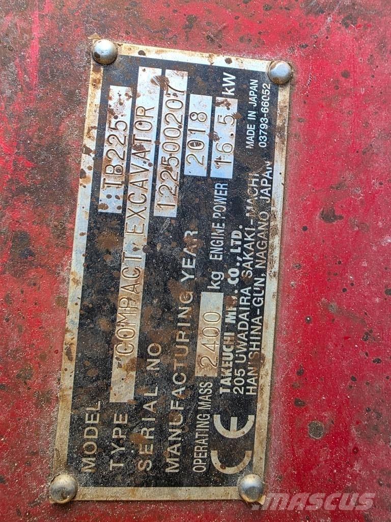 Takeuchi TB 225 Minigravere <7t