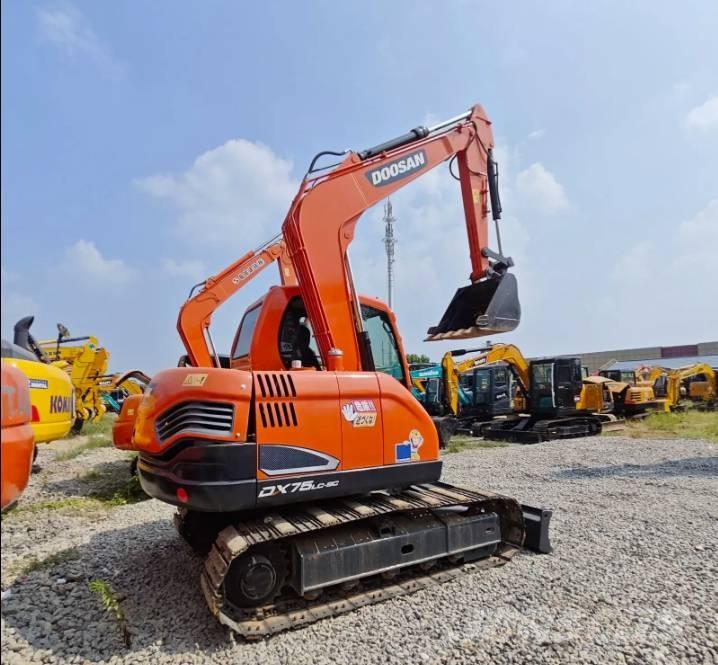 Doosan DX75-9C Midigravere 7 - 12t
