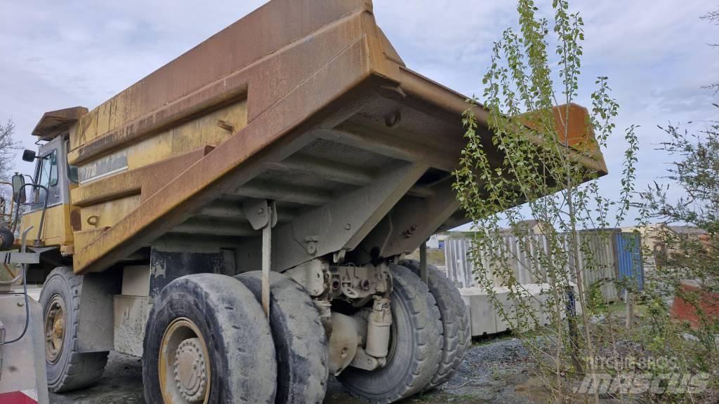 CAT 771D Tipptrucker