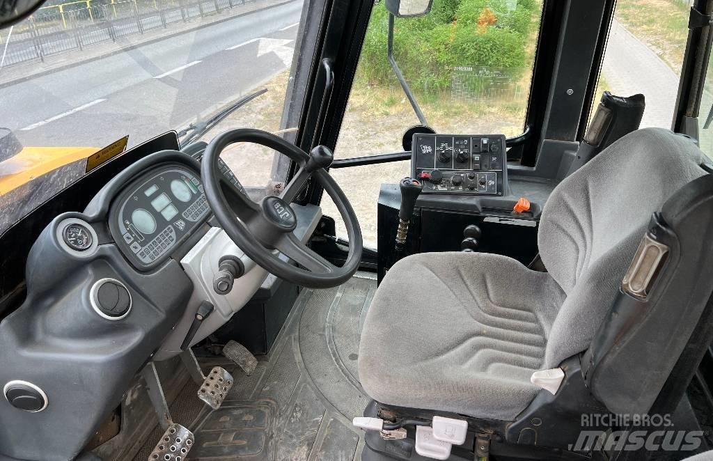 JCB Fastrac 3200 Traktorer
