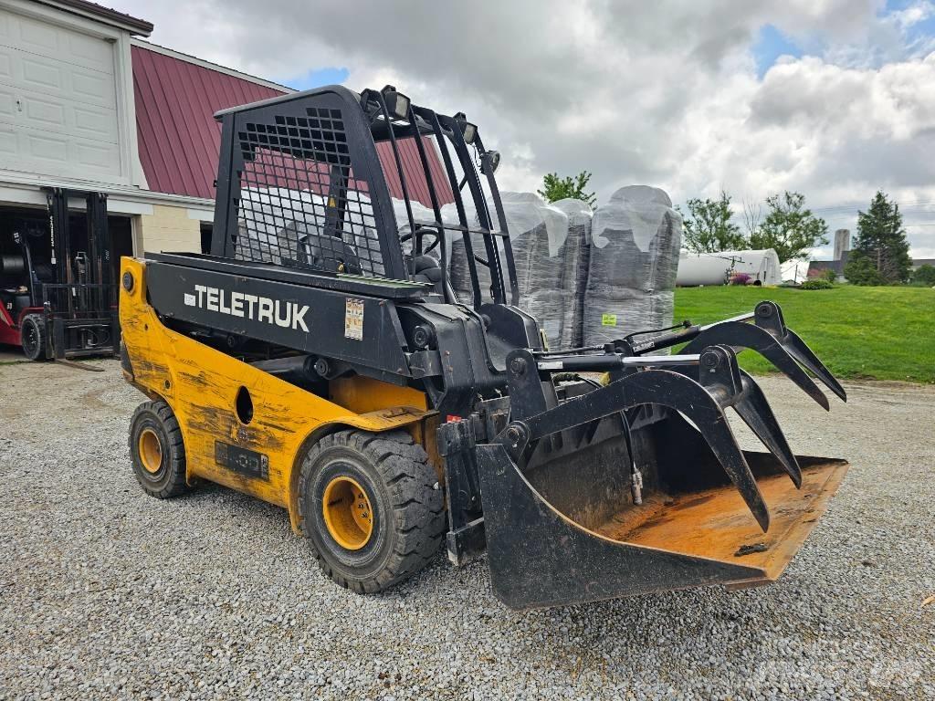 JCB Teletruk 30 D Terrenggående gaffeltruck