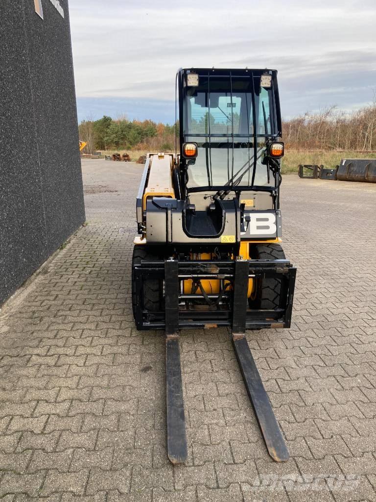 JCB TLT 35-22E-2WD Teleskoplastere