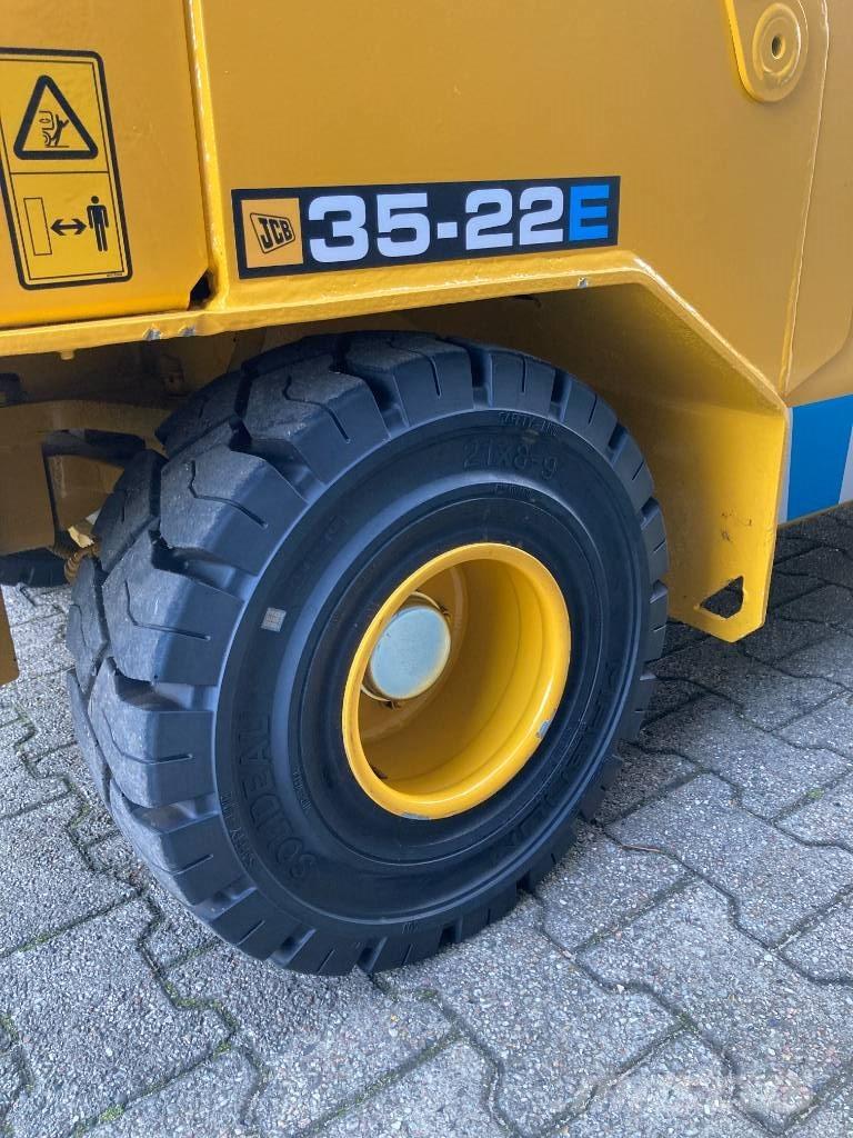 JCB TLT 35-22E-2WD Teleskoplastere