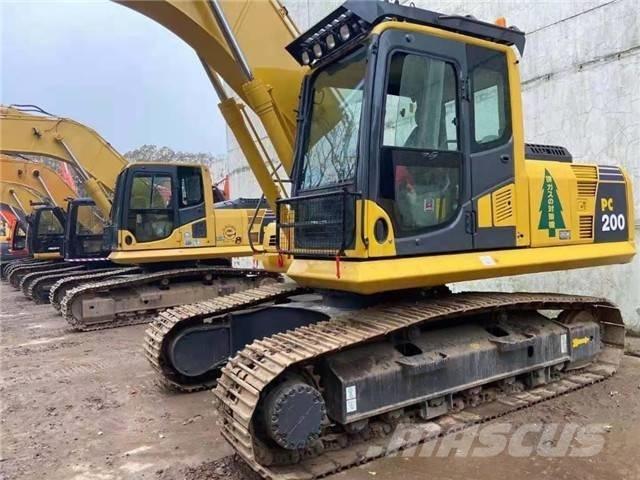 Komatsu PC 200 Beltegraver