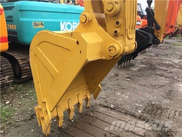 Komatsu PC 200 Beltegraver