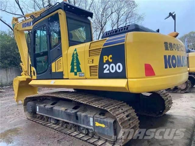 Komatsu PC 200 Beltegraver