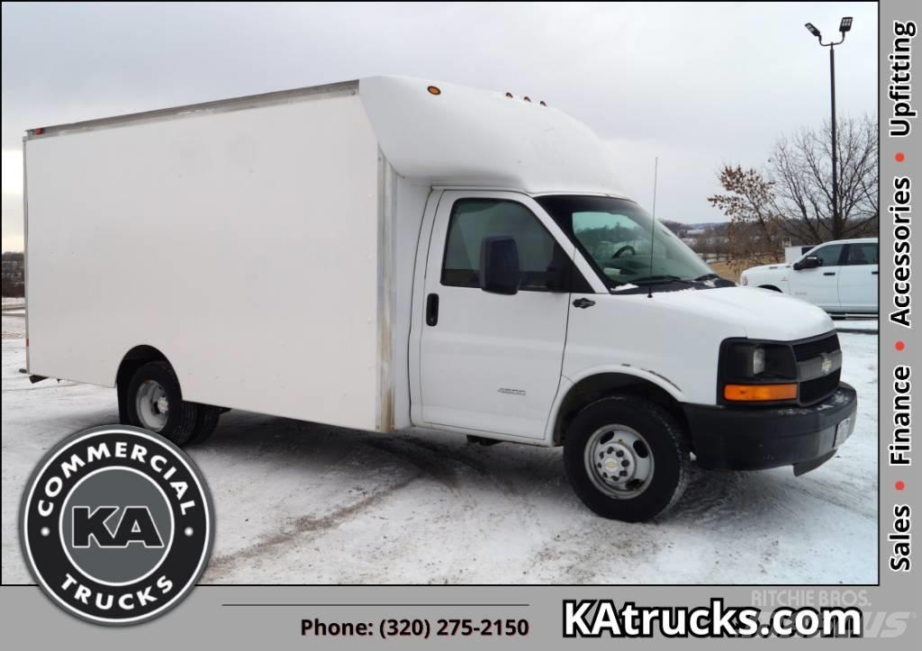 Chevrolet G4500 Skapbiler
