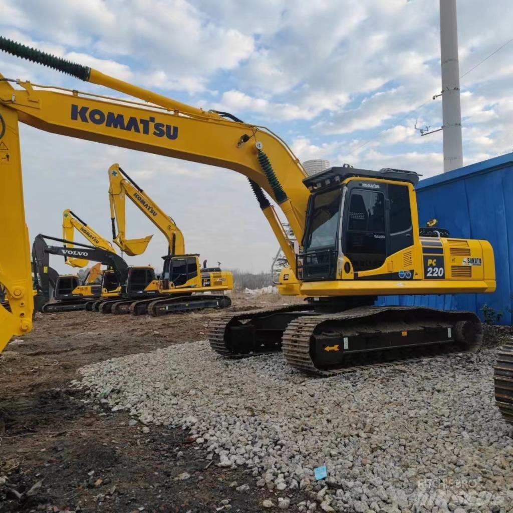 Komatsu PC 220-8 Beltegraver
