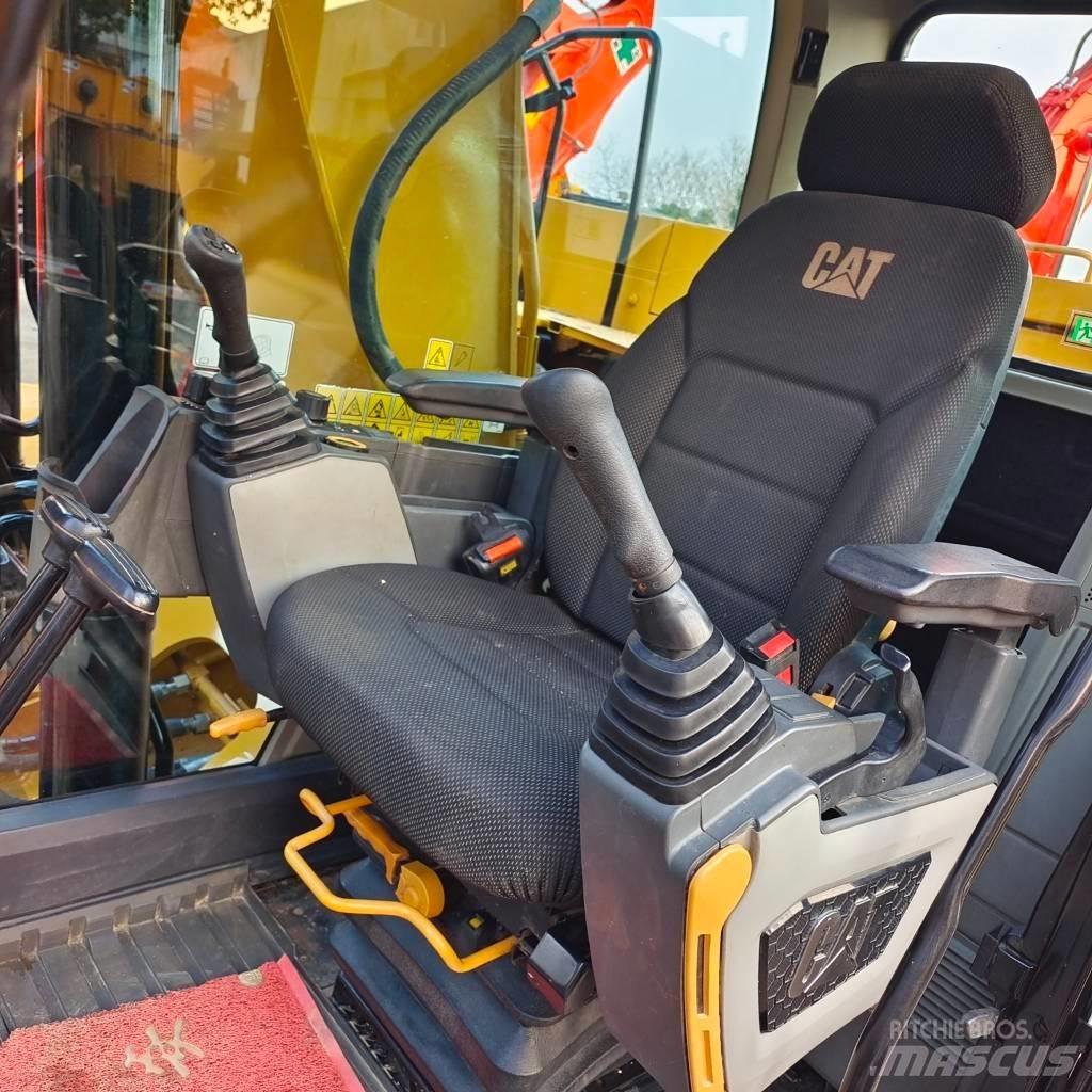 CAT 320GC Beltegraver