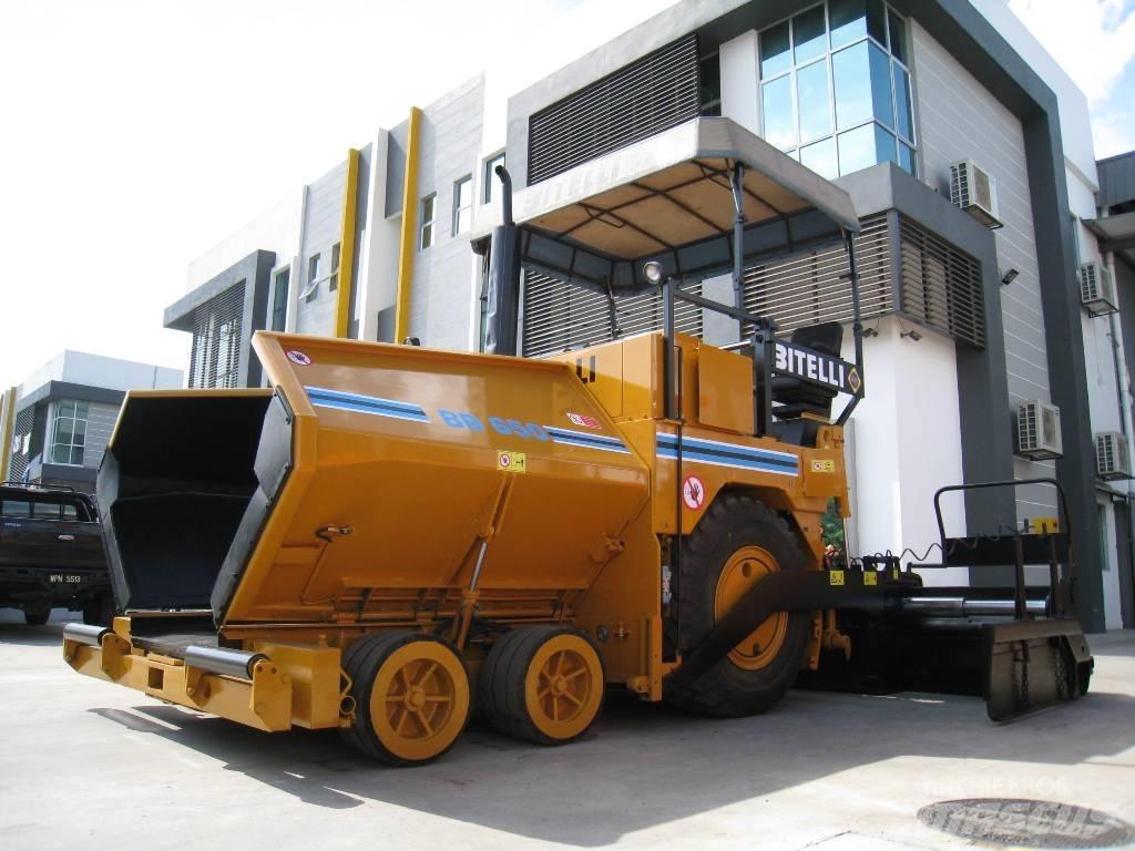 Bitelli 650 Asfaltutleggere