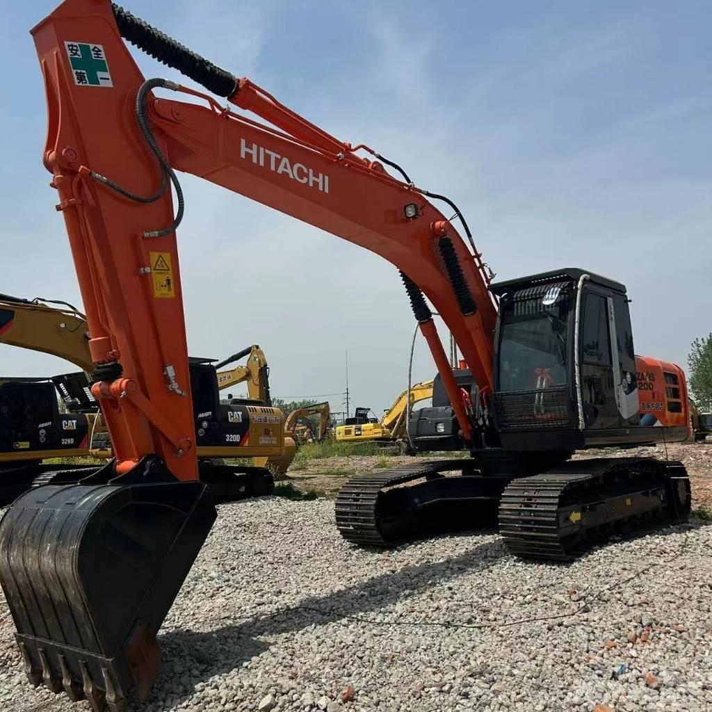 Hitachi 200-3 Beltegraver