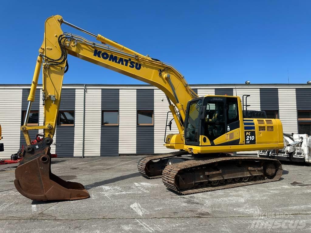 Komatsu PC210LC-11 Beltegraver