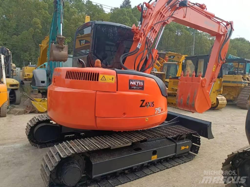 Hitachi ZX 75 Midigravere 7 - 12t