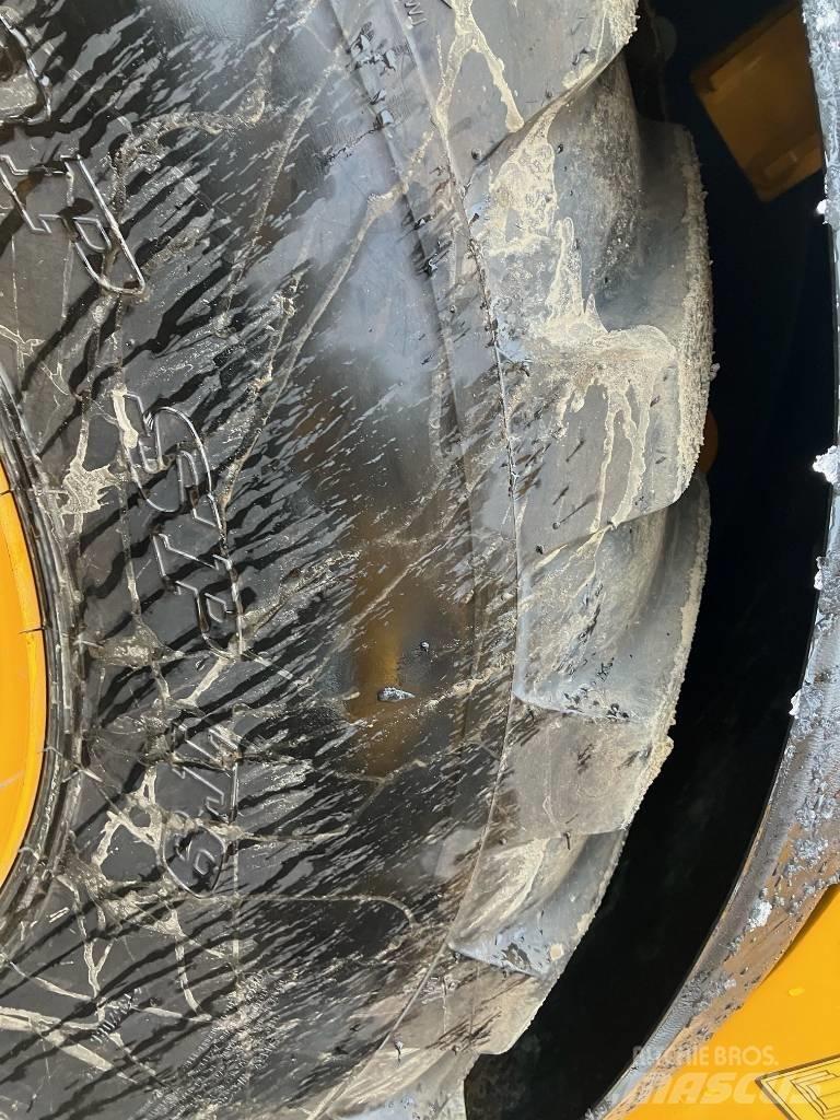 JCB 409 Hjullastere