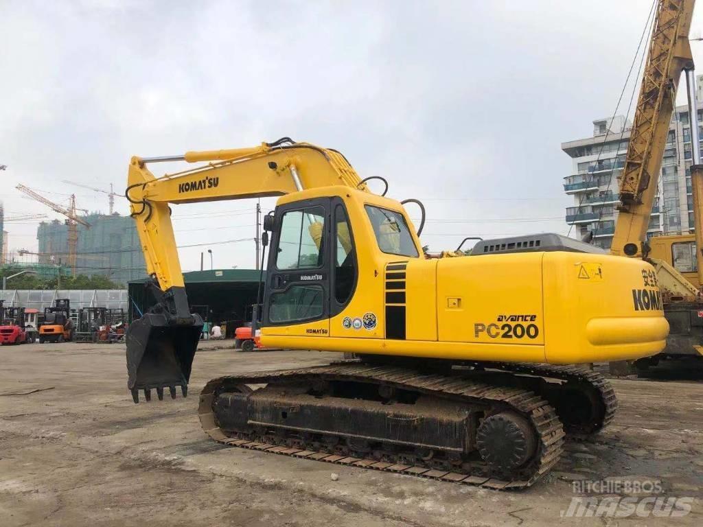 Komatsu PC 200-6 Beltegraver