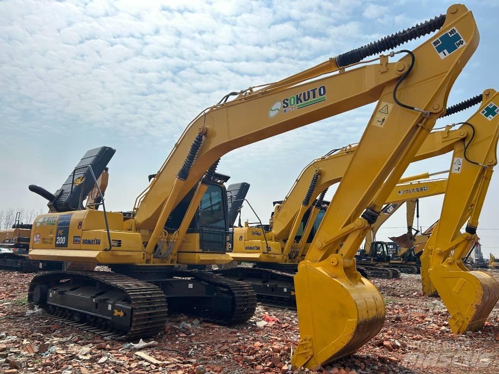 Komatsu PC 200-8 Beltegraver