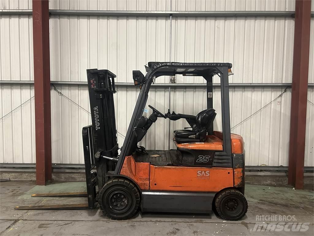 Toyota 7FBMF25 Elektriske trucker