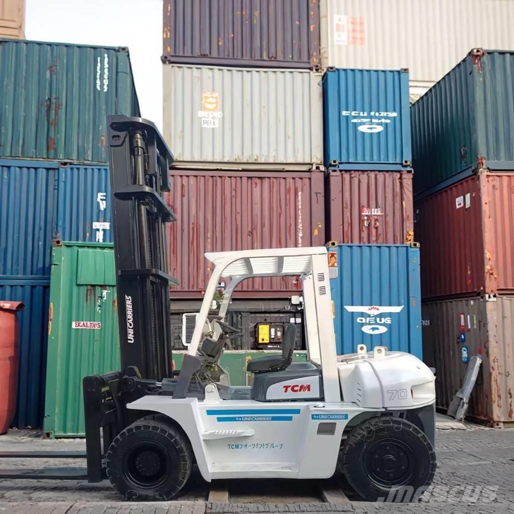 TCM FD 70 Z8 Skapbiler