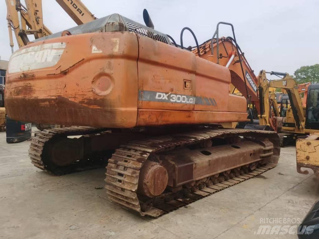 Doosan DX 300 LC Beltegraver